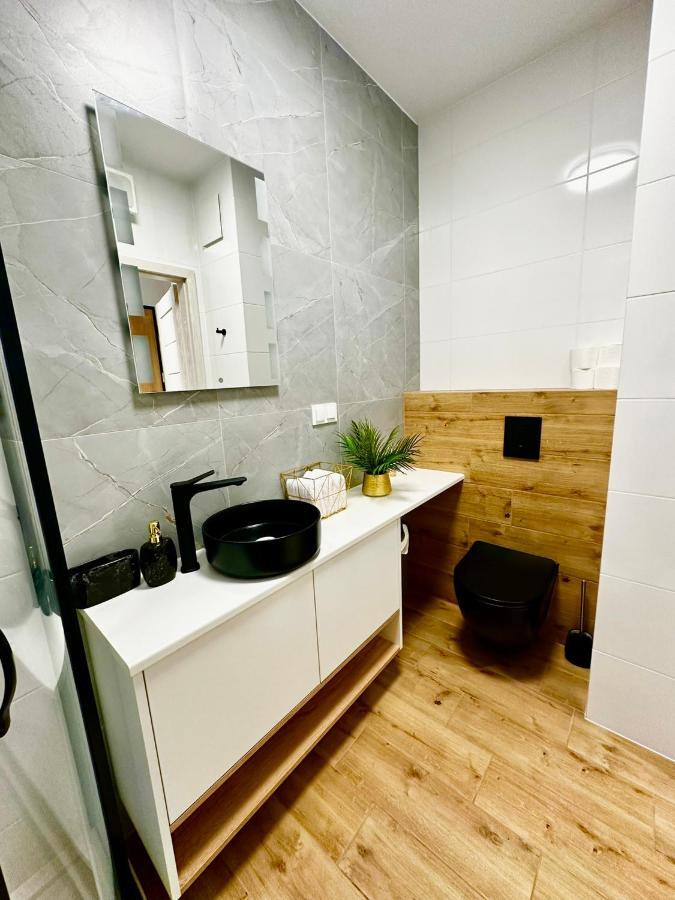Modern Space Butas *
