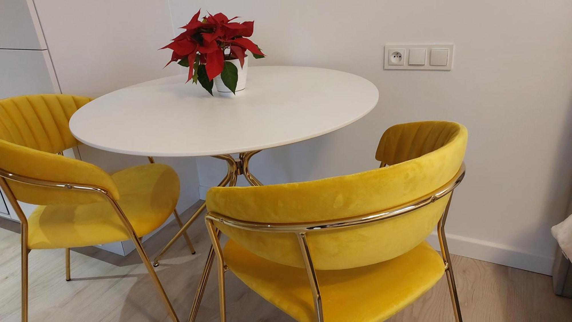 Modern Space Butas