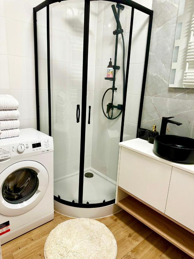 Modern Space Butas